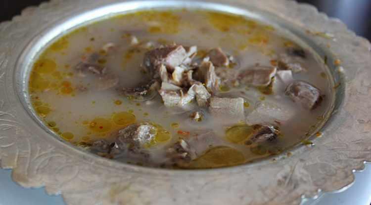 <p><strong>17. KELLE PAÇA ÇORBASI - TÜRKİYE</strong></p>
