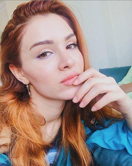 <p><span style="color:#000000"><strong>Ünlü şarkıcı hakkında İzmir Cumhuriyet Başsavcılığı tarafından soruşturma başlatıldı.</strong></span></p>