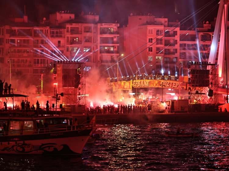 <p>Göztepe Spor Kulübü, 100’üncü kuruluş yıl dönümünü büyük bir coşkuyla kutladı.</p>
