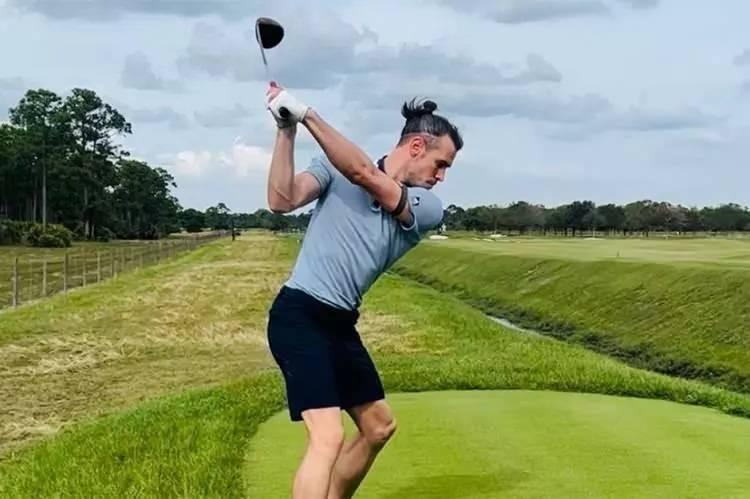 <p>GARETH BALE - PROFESYONEL GOLF OYUNCUSU</p>