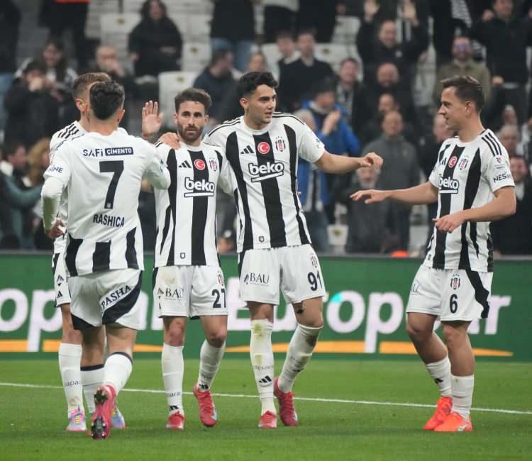 <p>Samsunspor, play-off turunda, Beşiktaş ise 2. eleme turunda organizasyona dahil olacak.</p>