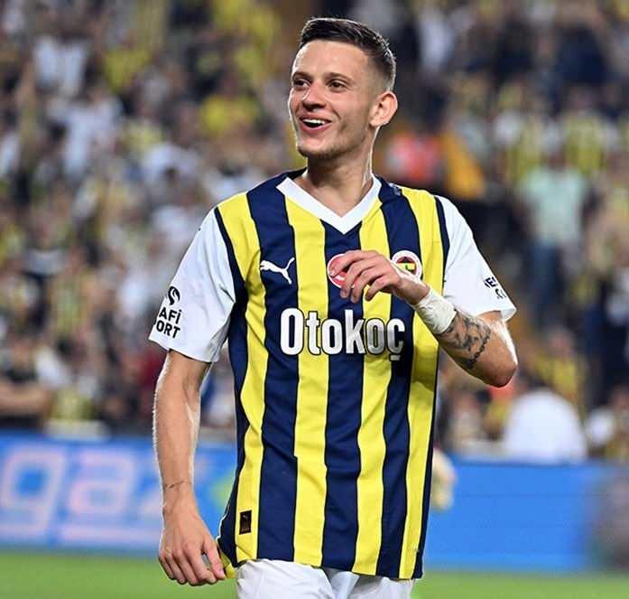<p>Sebastian Szymanski<br />
<br />
Fenerbahçe<br />
<br />
15 milyon Euro</p>
