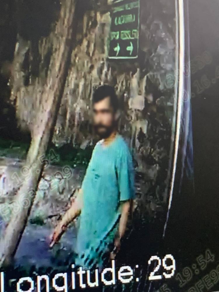 <p>Onur Ö. olduğu belirlenen şüpheli, polis ekipleri tarafından evine düzenlenen operasyonla yakalandı. </p>
