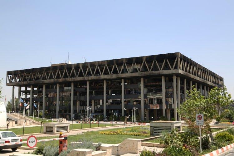 <p>İsrail’in saldırısına uğrayan İran Radyo ve Televizyon Kurumu binası görüntülendi</p>
<p> </p>
