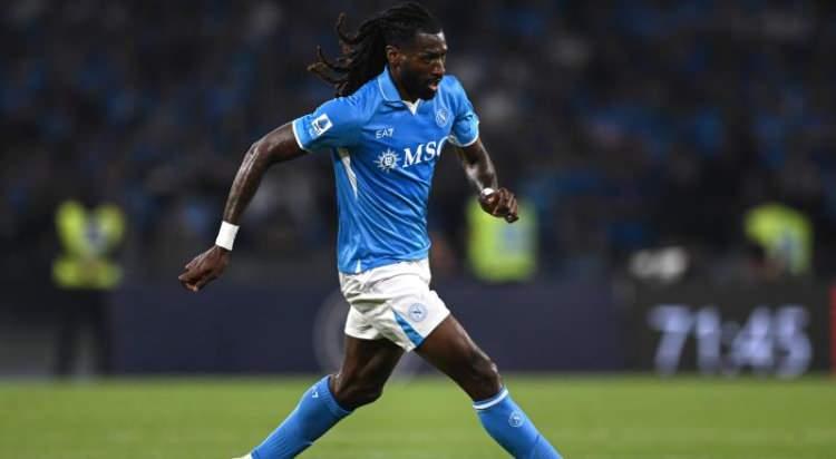 <p>Beşiktaş, yeni sezon transfer çalışmaları kapsamında orta sahayı Frank Zambo Anguissa ile güçlendirmek istiyor.<br />
<br />
Anguissa ile anlaşan siyah beyazlılar, Napoli’nin 14+4 milyon avroyu kabul etmesini bekleyecek.<br />
<br />
(TÜRKİYE)</p>