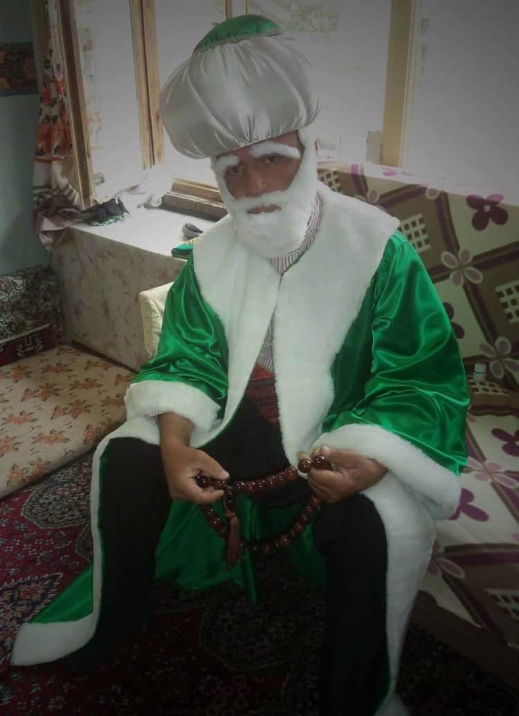<p>Tural'ın annesi Melahat Tural da oğlunun bulunması için bir televizyon programına katıldı. Bu sırada Akşehir Cumhuriyet Başsavcılığı, Tural'ın bulunması için Konya İl Emniyet Müdürlüğü Asayiş Şubesi Cinayet Büro Amirliği ekiplerini görevlendirdi.</p>
<p> </p>
<p>Soruşturma sürerken; Tural'ın, sosyal medyada tanıştığı bir kadına evlilik vaadiyle yaklaşık 200 bin TL para ve 160 bin TL değerinde altın gönderdiği, ardından kendisini 'istihbaratçı' olarak tanıtan Kenan Yılmaz'dan yardım istediğini belirlendi.</p>