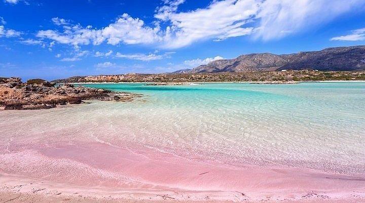 <p><strong>15. Elafonisi Plajı, Yunanistan</strong></p>
