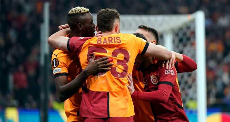 <p>Önemli takımların sıçrama yaptığı listede Türkiye'yi ise Galatasaray temsil etti. </p>