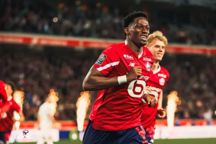 <p>7- Lille | Fransa<br />
<br />
* Değeri: 323 Milyon Euro<br />
<br />
* Artış: 75 Milyon Eıro</p>