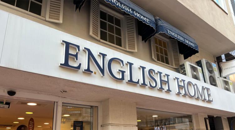 <p><em><strong>English Home markasına ait oda kokusu, Ticaret Bakanlığı'nın ağına takıldı. Ürüne ilişkin, piyasadan toplatma kararı verildi.</strong></em></p>