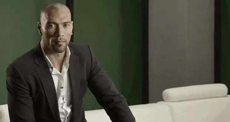 <p>JOHN CAREW - AKTÖR</p>
