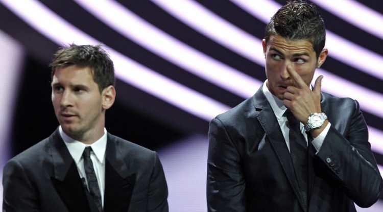 <p>Oyunda ezeli rekabet eden ve hayranları tarafından sürekli kıyaslanan ikili, bu kez Messi'nin itirafıyla dikkat çekti.</p>
