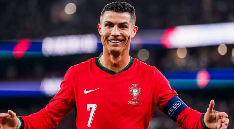 <p>Ronaldo ile arkadaş olmadıklarını söyleyen Messi, şöyle devam etti:</p>
