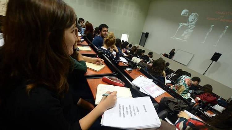 <p>1986. derece Sinop Üniversitesi,Türkiye,51,-,-,-,1914,66.3</p>