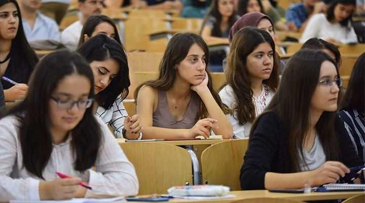 <div>1943. derece Manisa Celal Bayar Üniversitesi,Türkiye,45,-,-,-,1870,66.4</div>
<div> </div>