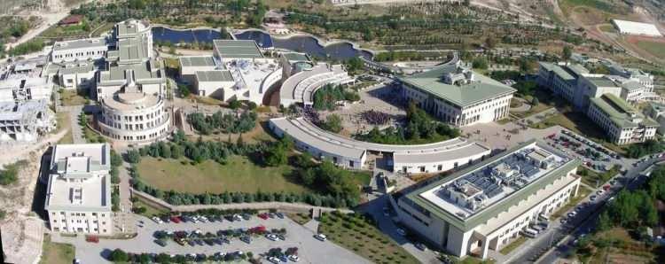 <p>1364. derece Mersin Üniversitesi,Türkiye,19,-,-,-,1313,68.7</p>
