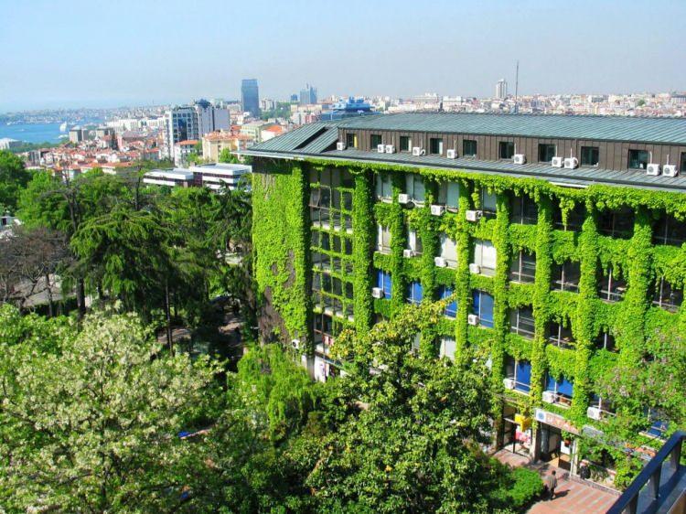 <p>1170. derece Yıldız Teknik Üniversitesi,Türkiye,13,-,959,-,1126,69.7</p>