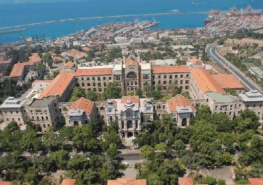 <p>956. derece Marmara Üniversitesi,Türkiye,7,-,-,-,909,70.9</p>

