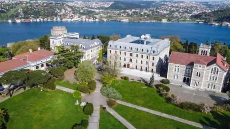 <p>762. derece Boğaziçi Üniversitesi,Türkiye,5,-,428,-,747,72.2</p>