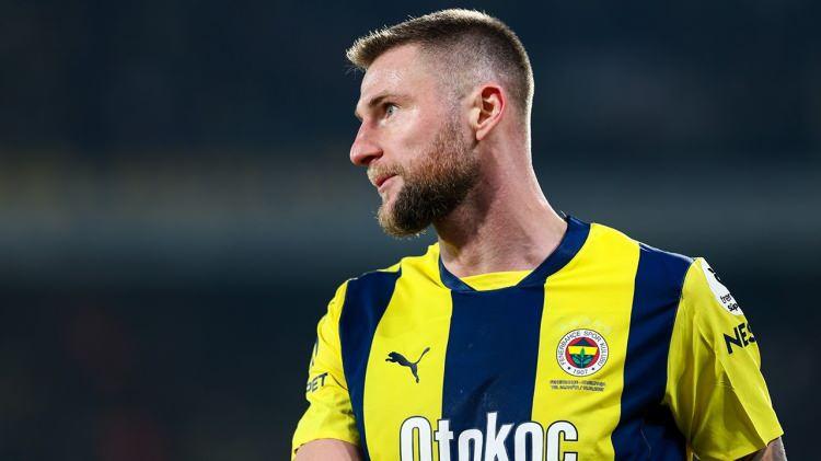 <p>Milan Skriniar<br />
<br />
Fenerbahçe<br />
<br />
15 milyon Euro</p>