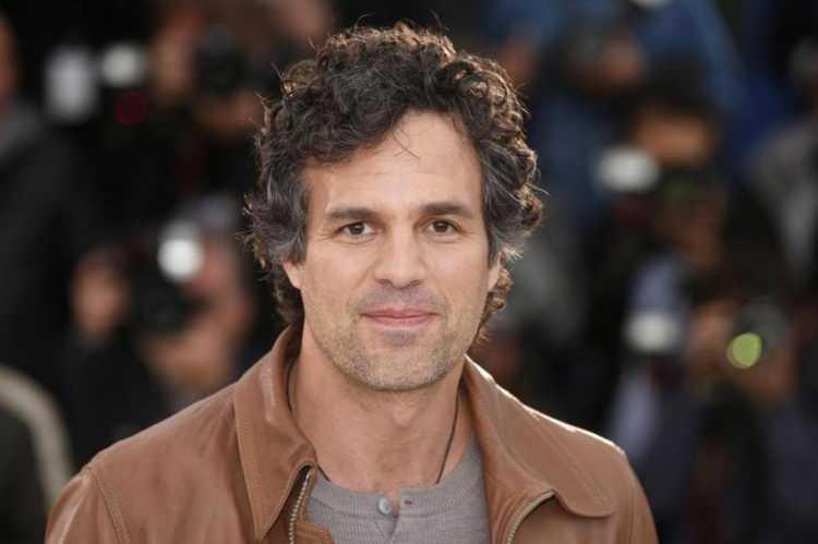 <p><strong><span style="color:#B22222">MARK RUFFALO</span> | İSRAİL</strong></p>
<p> </p>
<p><strong>Oyuncu</strong></p>