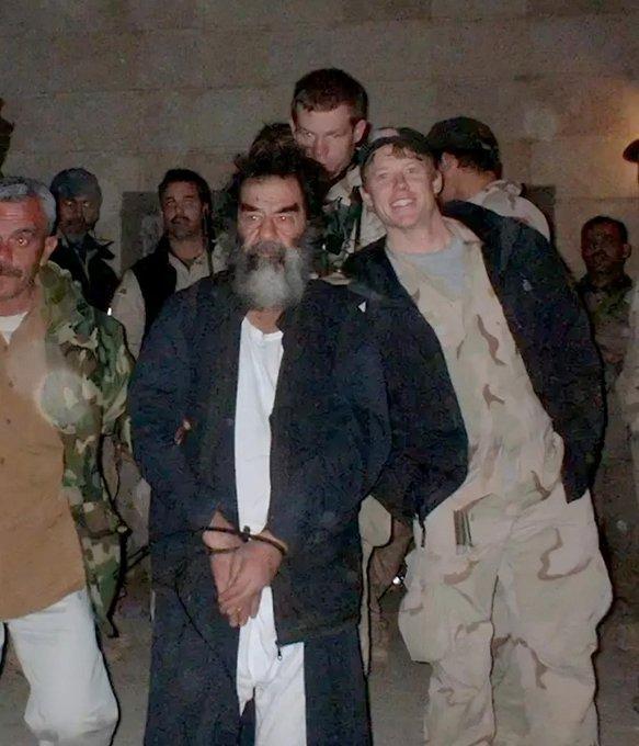 <p><span style="color:inherit">Saddam Hüseyin Aralık 2003'te ABD ordusu tarafından yakalandı.</span></p>