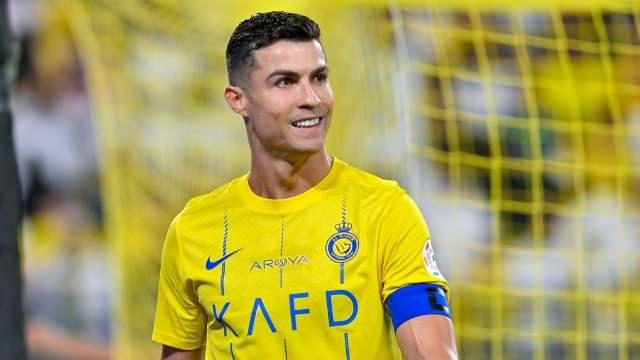 <p>The Sun'ın haberine göre; Ronaldo'nun yıllık ücreti 178 milyon sterlin olacak.</p>