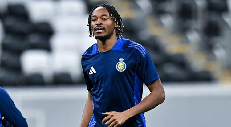 <p>Stoper hattı için Al-Nassr'dan Simakan'ı listisine alan Galatasaray, Japon Machida için de devreye girdi.<br />
<br />
Sarı kırmızılılar, iki futbolcuya da önümüzdeki günlerde teklif götürmeye hazırlanıyor.<br />
<br />
(FANATİK)</p>