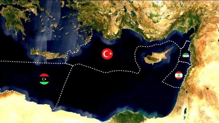 <p>Yunanistan'ı, kışkırtma ve gerginliği tırmandırma politikasının devam etmesinin sonuçları konusunda uyardığını kaydeden Hammad, "Libya, ulusal güvenliğini ve stratejik çıkarlarını korumak için egemenliğine yönelik her türlü ihlale sert bir karşılık vermek de dahil olmak üzere, uygun tedbirleri alma hakkını saklı tutmaktadır." ifadelerini kullandı. <br />
Hammad ayrıca, Libya'nın deniz haklarının müzakere edilemez olduğunu ve sadece uluslararası yasal çerçeveler dahilinde tartışılabileceğini vurgulayarak, hükümetinin Yunanistan'ın son tutumlarına cevaben kararlı adımlar attığını kaydetti. </p>