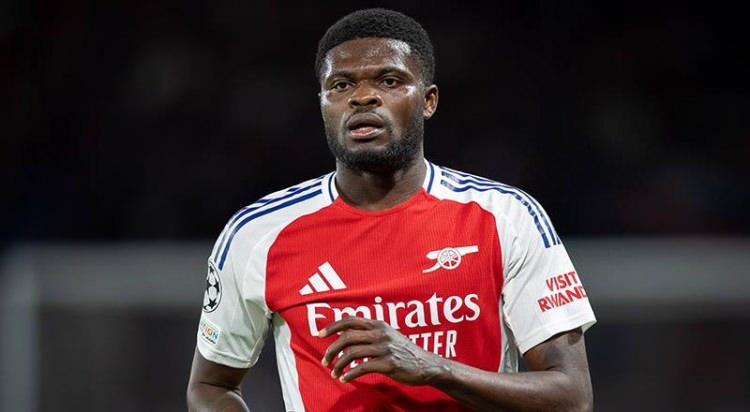 <p>Fenerbahçe; Thomas Partey, Jadon Sancho, Jhon Duran ve Uğurcan Çakır transferlerini bitirmek için önemli mesafe katetti.<br />
<br />
(FANATİK)</p>