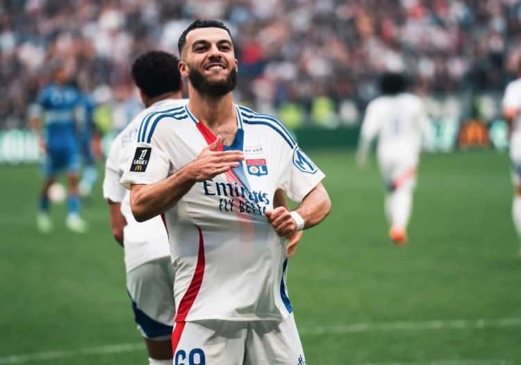 <p><strong>GÜRCÜ GOLCÜ İLE TEMAS KURULDU!</strong></p>
<p> </p>
<p>Avrupa devlerinin de listesinde olan Gürcü yıldız Georges Mikautadze de küme düşen Lyon'dan ayrılmak isteyen yıldızlar arasında...</p>
