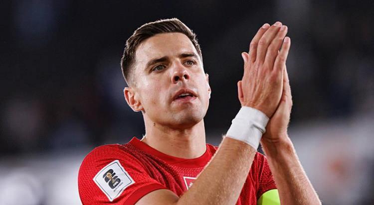 <p>Trabzonspor, Southampton'dan Jan Bednarek'i transfer etmek istiyor.<br />
<br />
(FOTOMAÇ)</p>