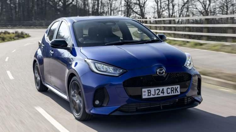 <p><strong>EN AZ YAKAN HİBRİT OTOMOBİLLER HANGİLERİ?</strong></p>
<p>1-Mazda 2 Hybrid – 26,3 km/l</p>