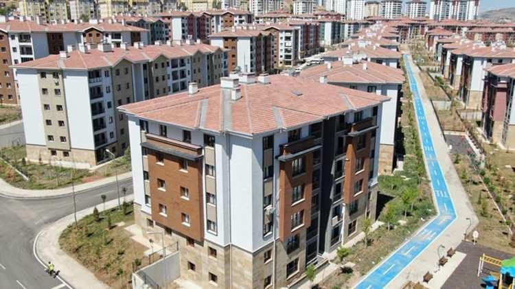 <p><strong>Bağcılar</strong></p>

<p><br />
En düşük 20000 TL</p>

<p><br />
En yüksek 60000 TL</p>
