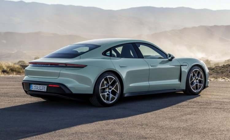<p>| <strong>Porsche Taycan<br />
Fiyat: 100 bin 300 dolar (3 milyon 985 bin lira)</strong></p>
<p> </p>