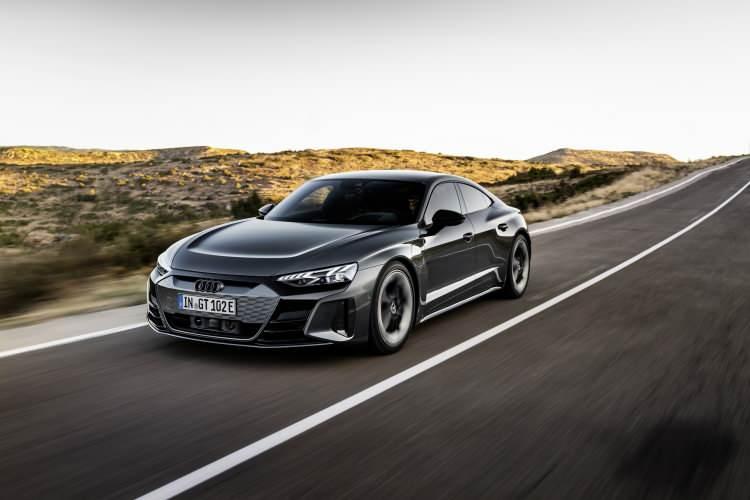 <p>| <strong>Audi E-Tron GT<br />
Fiyat: 125 bin 500 dolar (4 milyon 987 bin lira)</strong></p>