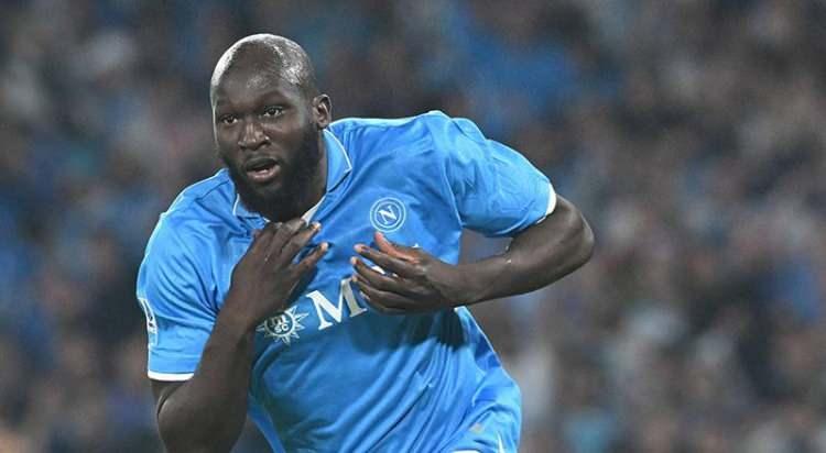 <p><strong>BEŞİKTAŞ LUKAKU İÇİN PUSUDA</strong><br />
<br />
Osimhen'den sonra Napoli'nin bir başka dünyaca ünlü starı Romelu Lukaku da Süper Lig'de forma giyebilir.</p>