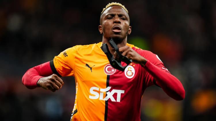 <p>Sarı-kırmızılı yönetim, yıldız golcüye yıllık 18 milyon Euro artı bonuslar önerdi.<br />
<br />
(TÜRKİYE)</p>