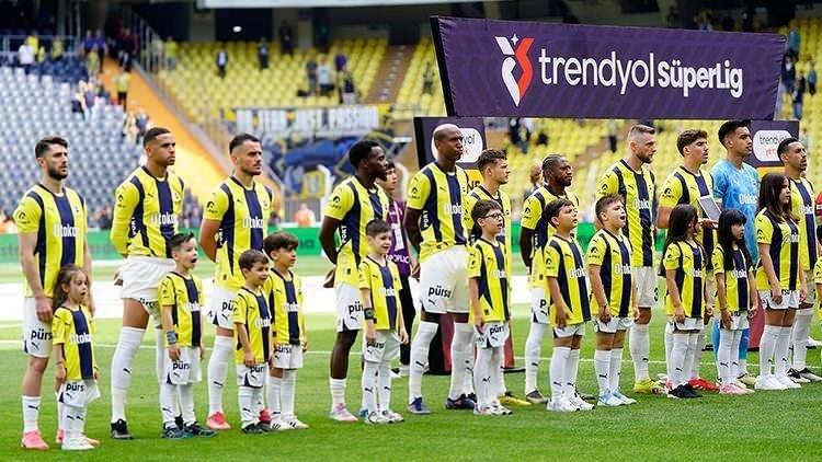 <p>Fenerbahçe'de taraftar kaybı ve başkanlık krizi dikkat çekiyor.</p>
<p> </p>