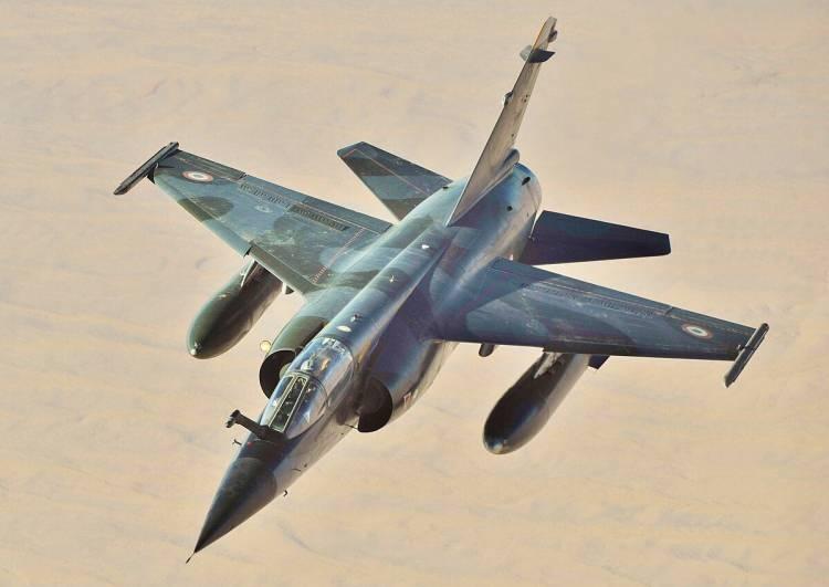 <p><strong><span style="color:#B22222">DASSAULT MIRAGE F1 - Fransa </span> | 726</strong></p>