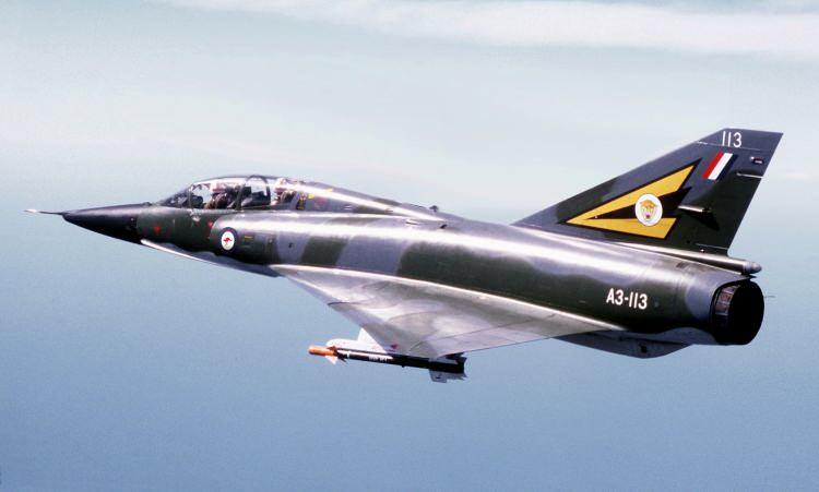<p><strong><span style="color:#B22222">DASSAULT MİRAGE 3  -  Fransa</span>  |  1.422</strong></p>
