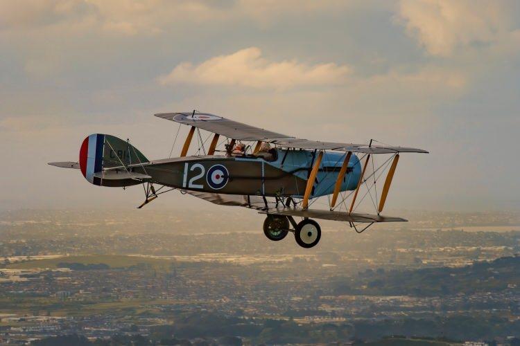 <p><strong><span style="color:#B22222">BRISTOL F.2 FIGHTER  -  İngiltere  </span>|  5.329</strong></p>
