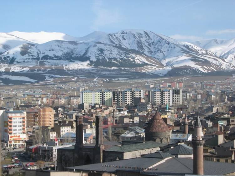 <p>Erzurum-20 ilçe</p>
<p> </p>