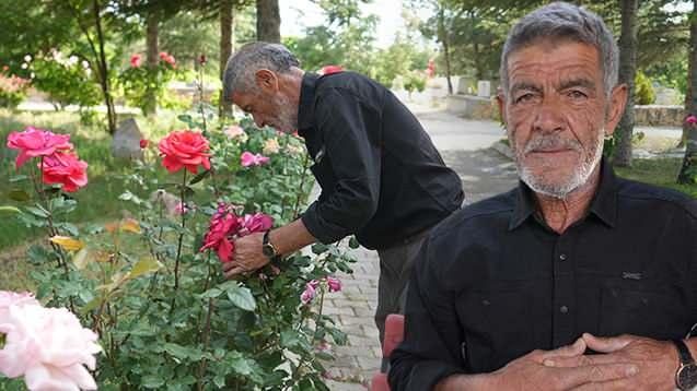 <p>Niğde'nin Gümüşler beldesinde yaşayan <strong>65 yaşındaki Hüdaverdi Boran, </strong>19 yıl önce gördüğü bir rüyanın ardından, 16 yıldır tek kuruş almadan çalışmaya başladı. </p>