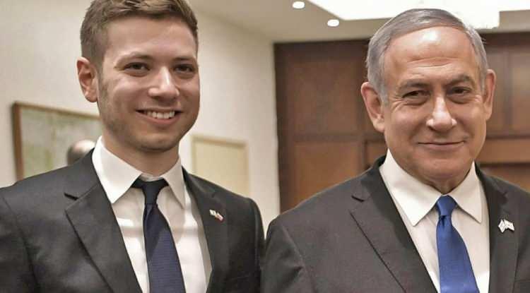 <p>İsrail Başbakanı Netanyahu'nun üçüncü eşi Sara'dan doğan ikinci oğlu <strong>Avner Netanyahu </strong>(d. 1994) ile ilgili çarpıcı bir gerçek ortaya çıktı.</p>
