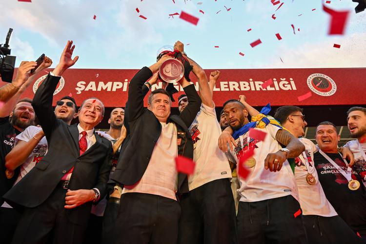 <p>Gençlerbirliği: 853.381.305</p>