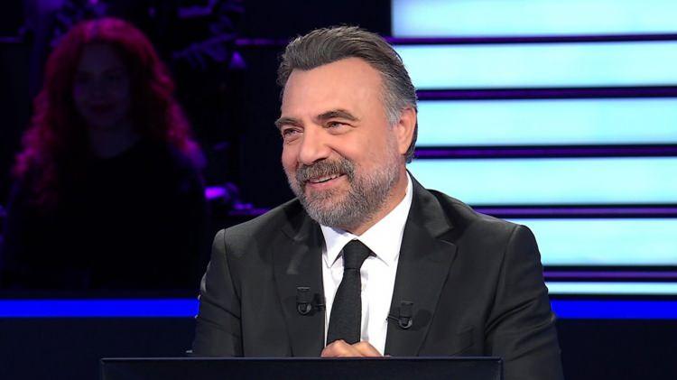 <p><span style="color:#000000"><strong>İlk soruları kolaylıkla geçen genç yarışmacı, adım adım büyük ödüle doğru yaklaştı.</strong></span></p>
