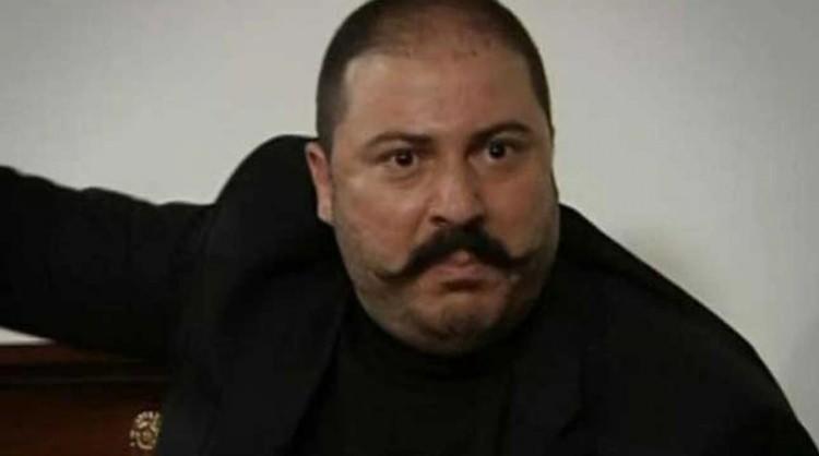 <p>56 yaşındaki oyuncu, Balıkesir'in Edremit ilçesi Altınoluk Mahallesi'nde geçirdiği kalp krizi sonucu hayatını kaybetti.</p>
<p> </p>