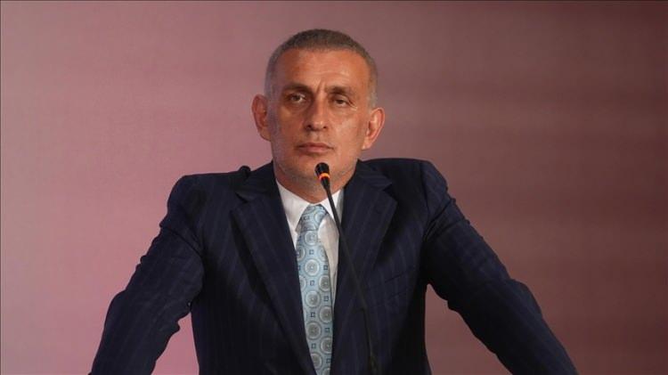 <p>Türkiye Futbol Federasyonu Kulüp Lisans Kurulu, 30 Haziran 2025 tarihli toplantısında 2025-2026 sezonu Süper Lig Takım Harcama Limitleri'ni belirledi.</p>