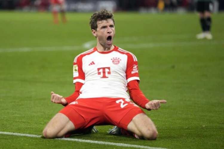 <p>Thomas Müller</p>

<p> </p>
